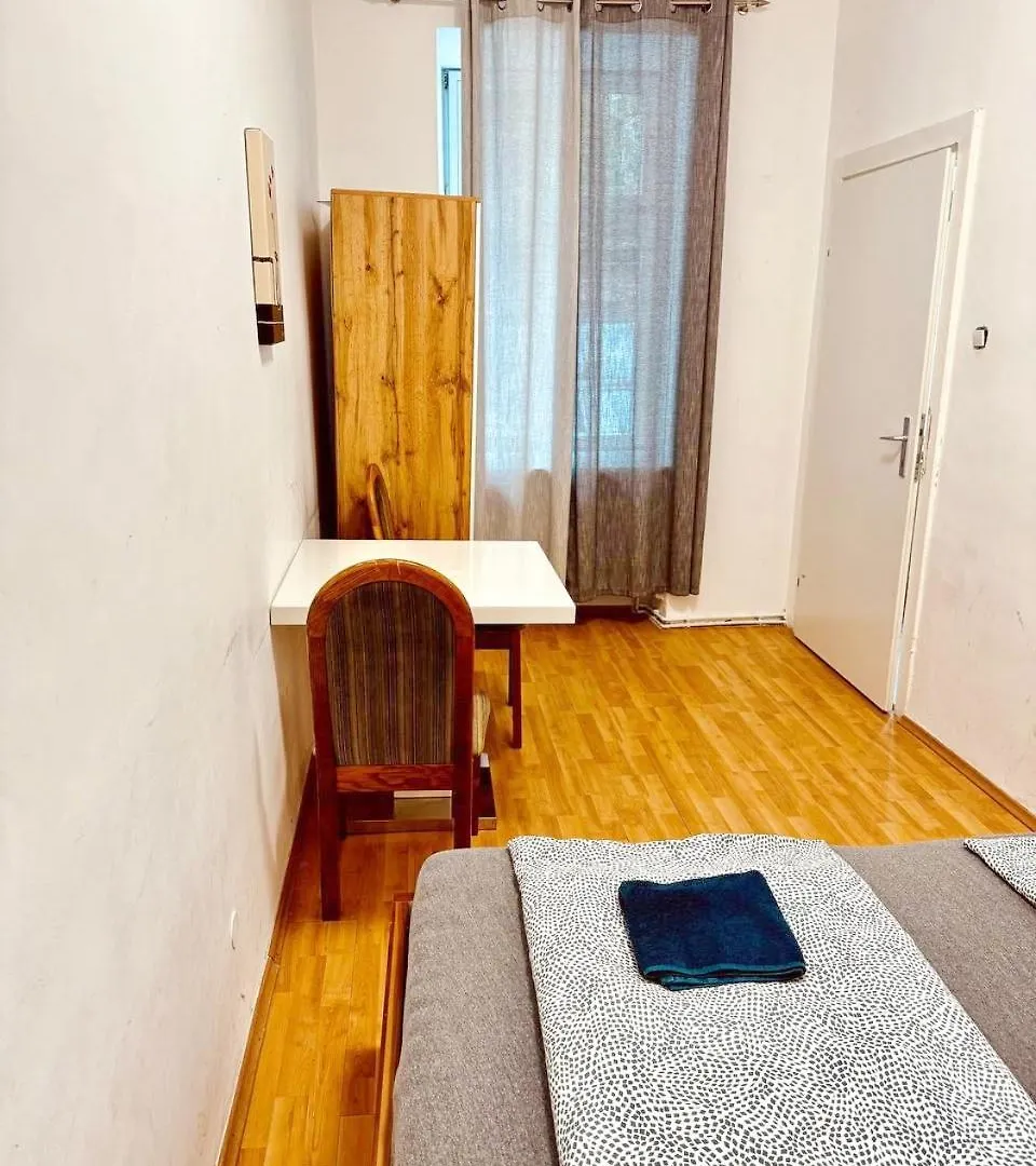 Homestay szállás Lovely Rooms In Maerzstrasse Area Mz10 Bécs
